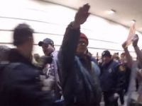 Trump Taraftarından Nazi Selâmı