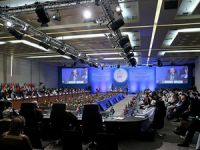 "İslam Birliği İdeali, Çürük Bir Temel Üzerinde mi?"