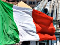 "Açlık Yüzünden Yemek Çalmak Suç Sayılamaz"