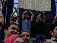 'Sisi Rejimi, İçeride ve Dışarıda Yeniden Kaybetti'