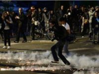 Fransa'da Çalışma Yasası Protesto Edildi