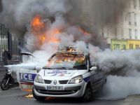 Çapulcular Paris'te