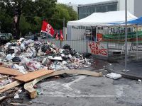 Fransa'da Çöp Yığınları Oluşmaya Başladı