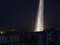 Rus Uçakları Halep'i Fosfor Bombasıyla Vurmaya Devam Ediyor