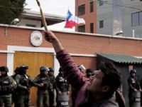 Bolivya'da Köylüler Polisle Çatıştı