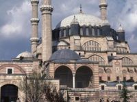 Selimiye'de Selayı Susturmaya Çalışan Kişi Yakalandı