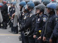 Freddie Gray Cinayetiyle Suçlanan Polisler Aklandı!