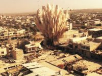ABD Suriye'de Muhalifleri Vuruyor