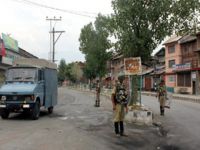 Keşmir'de İki Hindistan Askeri Öldürüldü