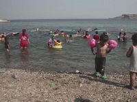 Mülteci Çocuklar Denizle Arkadaş Olmayı Öğreniyor