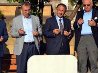 Davutoğlu, Furkan Doğan'ın Kabrini Ziyaret Etti