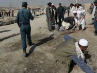 Taliban Stratejik Bir İlçeyi Ele Geçirdi