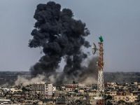 Siyonist İsrail, Gazze'yi Yeniden Vurdu