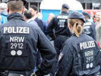 Almanya'da Müslüman Kadınlara Irkçı Saldırı