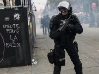 Fransa’da Bir Gösterici, Polis Şiddeti Nedeniyle Gözünü Kaybetti!