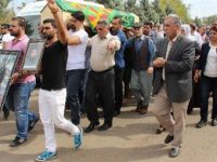 HDP’li Vekiller Öldürülen PKK'linin Cenazesine Katıldı