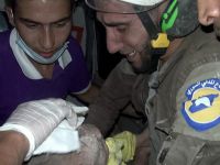 İdlib’de Bir Aylık Bebek Enkazdan Sağ Çıkarıldı!