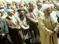 Tacikistan'da “Ana Dilde İbadet” Teklifi