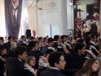 Liseli Gençlere Cumhuriyet’i Vals Yaparak Kutlattılar