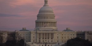 ABD'de 2 Kongre Üyesi Karantinaya Alındı