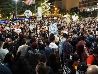 Kaliforniya’da Trump Karşıtı Protestolar Sürüyor