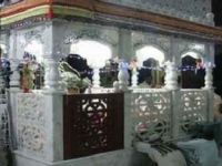 Pakistan'da Türbede Patlama: En Az 30 Ölü