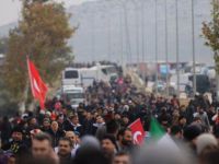 “Halep’e Yol Açın” Konvoyu Sınıra Dayandı