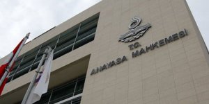 AYM: Yasal Bir Derneğin Faaliyetlerine Katılmak Terör Örgütü Üyeliği Suçuna Delil Olarak Kullanılamaz