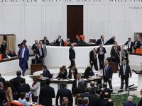 Anayasa Değişikliği Teklifinin 2. Turunda İlk Gün 7 Madde Kabul Edildi