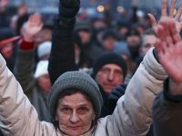 Belarus’ta Binlerce Kişi Hükümetin Vergi Yasasını Protesto Etti