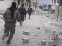 Direnişçiler Şam’ın Üç Bölgesinde Esed Güçleriyle Çatıştı!