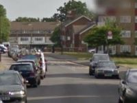 Londra’da 8 Kişi 17 Yaşındaki Bir Mülteciye Saldırdı!