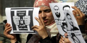 Açlık Grevindeki Filistinli Tutuklulara Destek Gösterisi