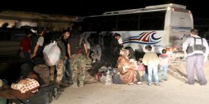 Rejim Kuşatmasındaki Berze'den Tahliyeler Sürüyor