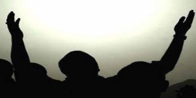 Mecrasından sapan kulluk ve dini parçalara ayırmak!