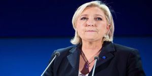 Irkçı Le Pen'in Dokunulmazlığı Kaldırıldı
