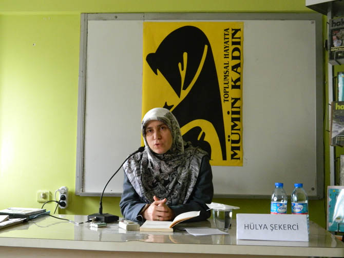 03032013_sivas_hulya_sekerci_mumin_kadin_semineri.jpg