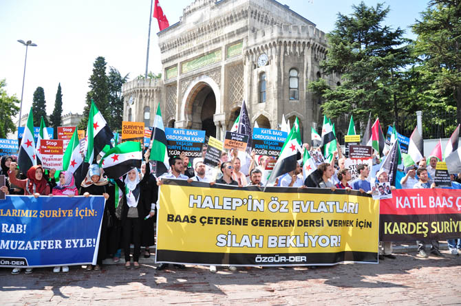 04082012_beyazit_suriye_halep_eylemi-(16).jpg