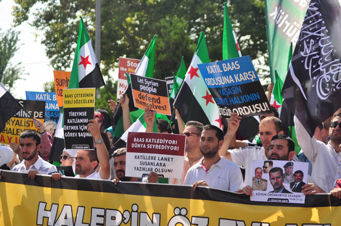 04082012_beyazit_suriye_halep_eylemi-(6).jpg