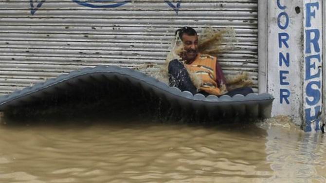 140907131146_kashmir_flood_512x288_v_nocredit.jpg