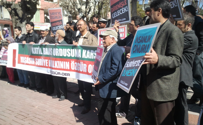 18032012_akhisar_suriye_eylemi-(2).jpg