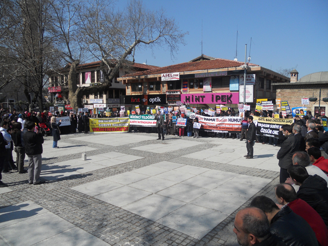 18032012_bursa_suriye_eylemi-(2).jpg