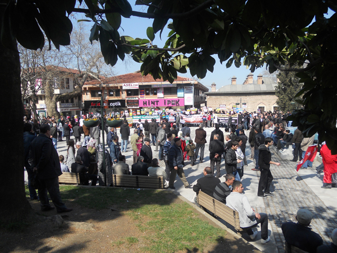18032012_bursa_suriye_eylemi.20120318195659.jpg