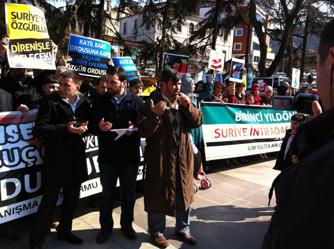 18032012_trabzon_suriye_eylemi-(4).jpg