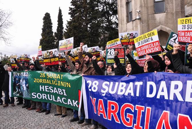 20120228-28subat-beyazit_10.jpg 20120228-28subat-beyazit_10.jpg