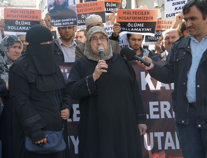 20120323-fatihpostanesi-iki-azeri-multeci-sinirdisi_04.jpg 20120323-fatihpostanesi-iki-azeri-multeci-sinirdisi_04.jpg