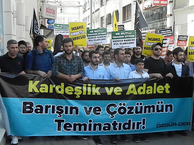 20130427-fatih_cozum_sureci_yuruyusu-02.jpg 20130427-fatih_cozum_sureci_yuruyusu-02.jpg