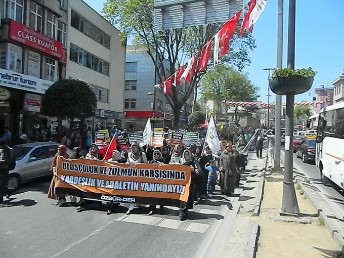 20130427-fatih_cozum_sureci_yuruyusu-07.jpg 20130427-fatih_cozum_sureci_yuruyusu-07.jpg