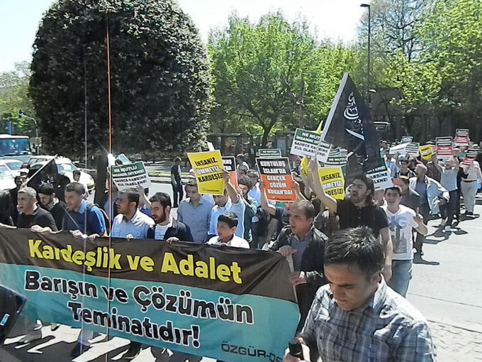 20130427-fatih_cozum_sureci_yuruyusu-10.jpg 20130427-fatih_cozum_sureci_yuruyusu-10.jpg