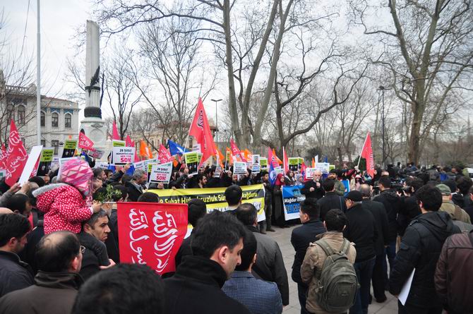 20150228-28-subat-musluman-tutsaklara-ozgurluk-fatih-05.jpg 20150228-28-subat-musluman-tutsaklara-ozgurluk-fatih-05.jpg